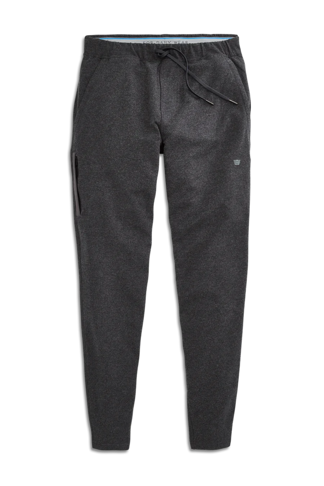ACE sweatpant laydown